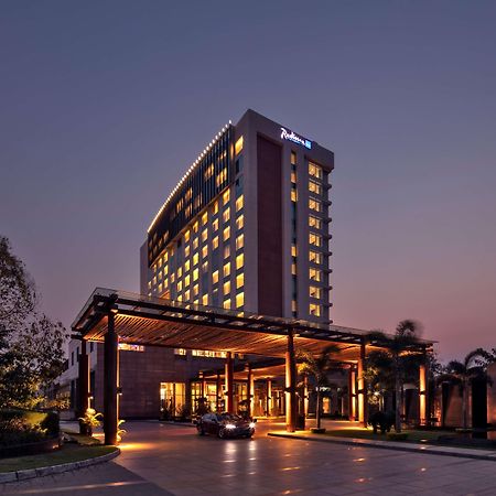 Radisson Blu Hotel Gauháti Kültér fotó The Royal