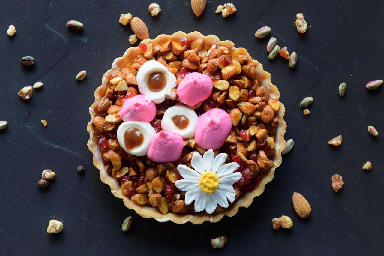 Radisson Blu Hotel Gauháti Kültér fotó A granola tart
